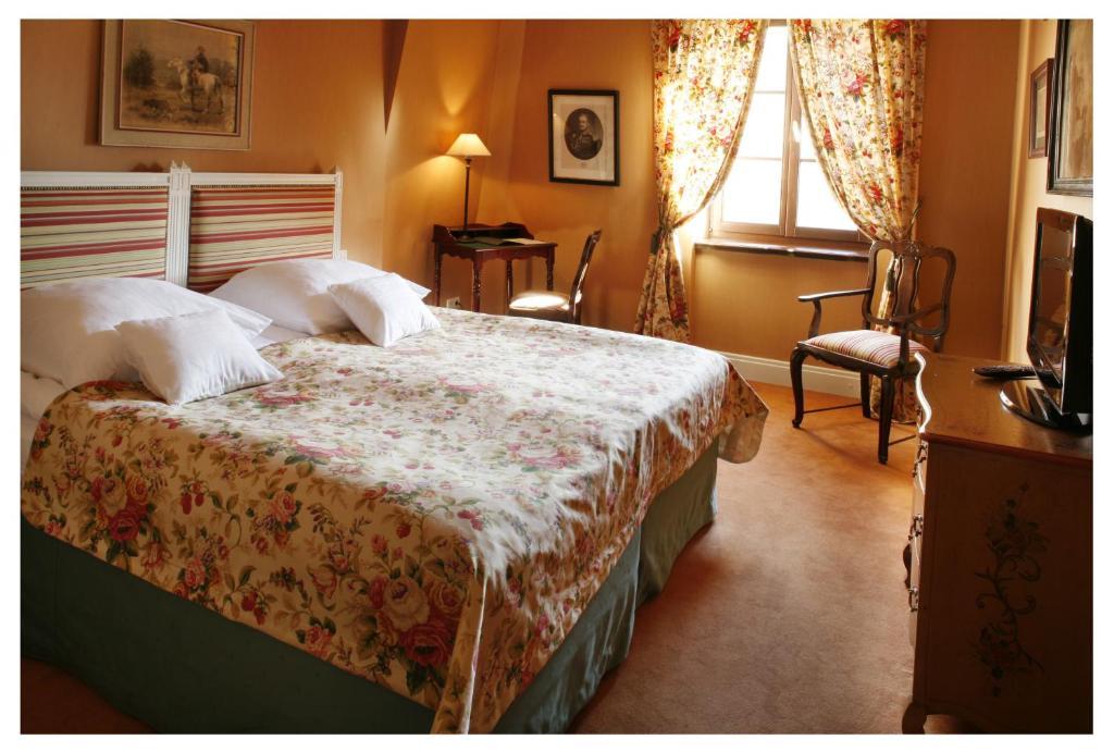 קרקוב Hotel Dwor Kosciuszko חדר תמונה A room at the hotel