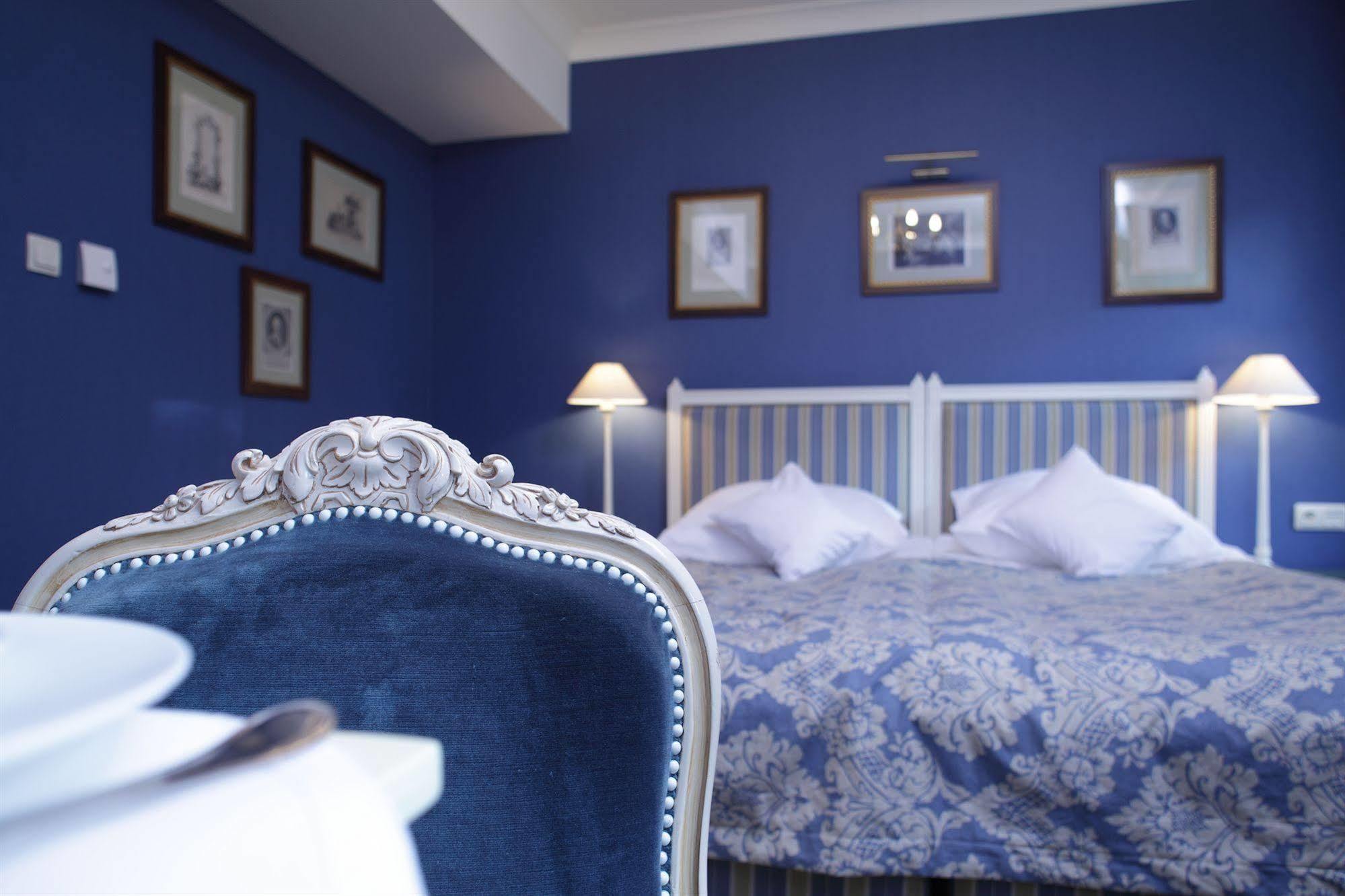 קרקוב Hotel Dwor Kosciuszko מראה חיצוני תמונה A room at the hotel