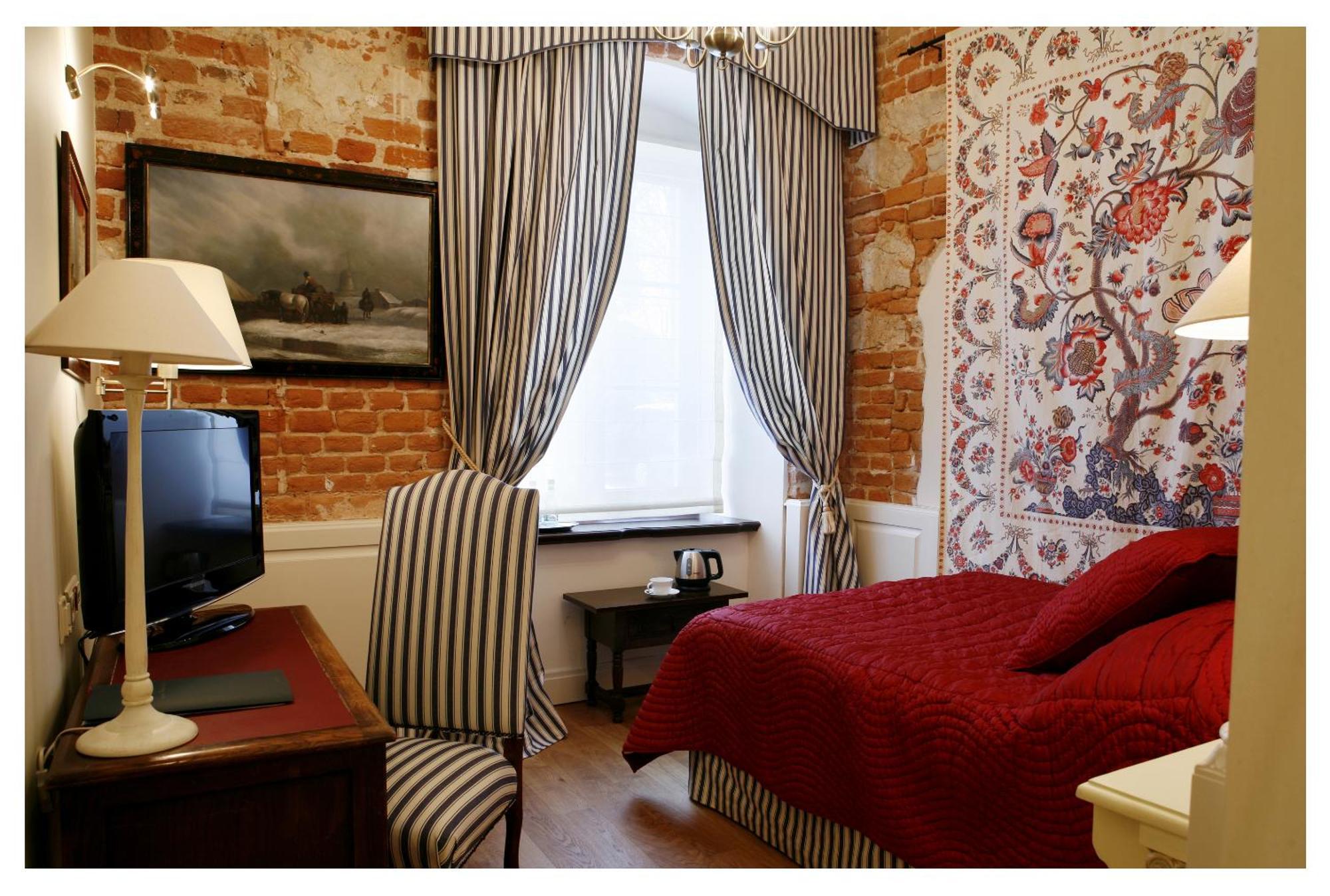 קרקוב Hotel Dwor Kosciuszko מראה חיצוני תמונה A room at the hotel