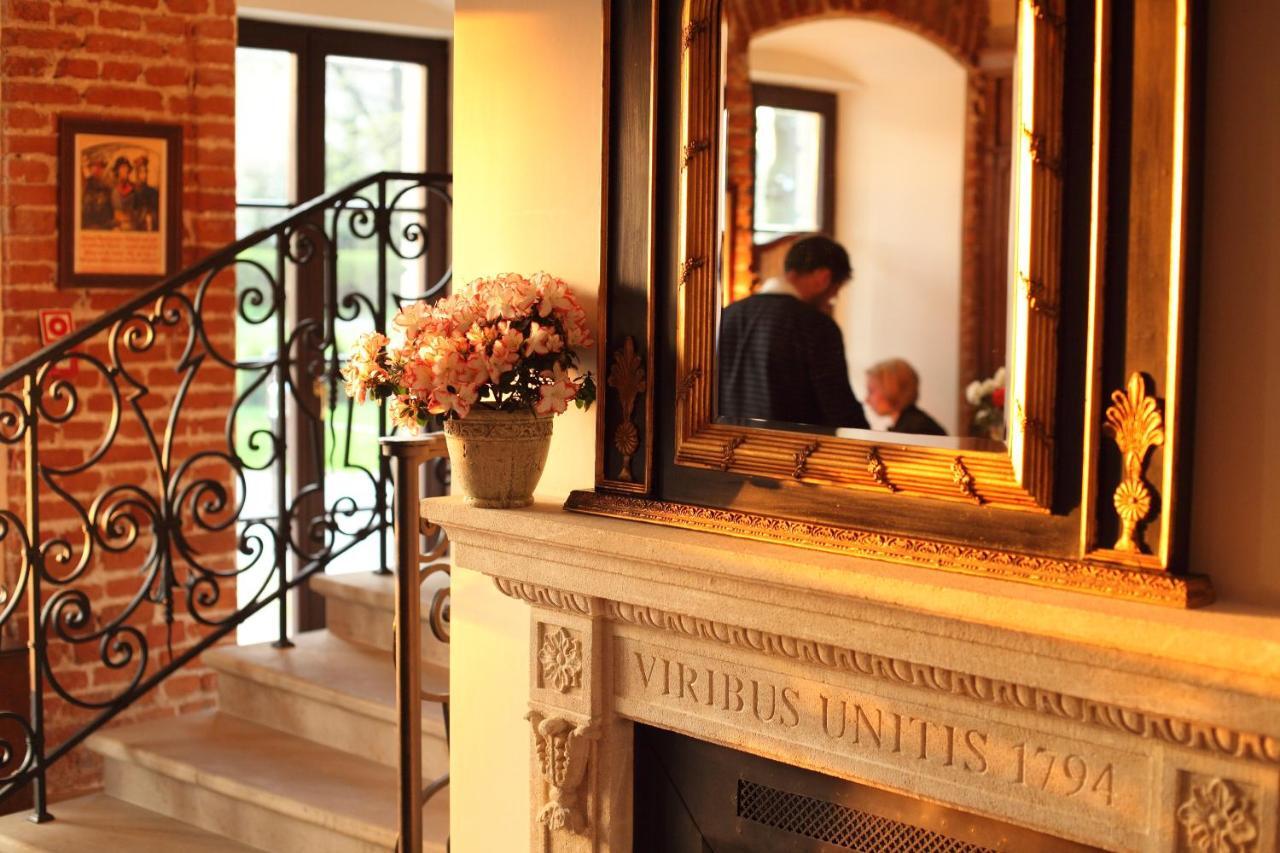 קרקוב Hotel Dwor Kosciuszko מראה חיצוני תמונה The interior of the Abbey