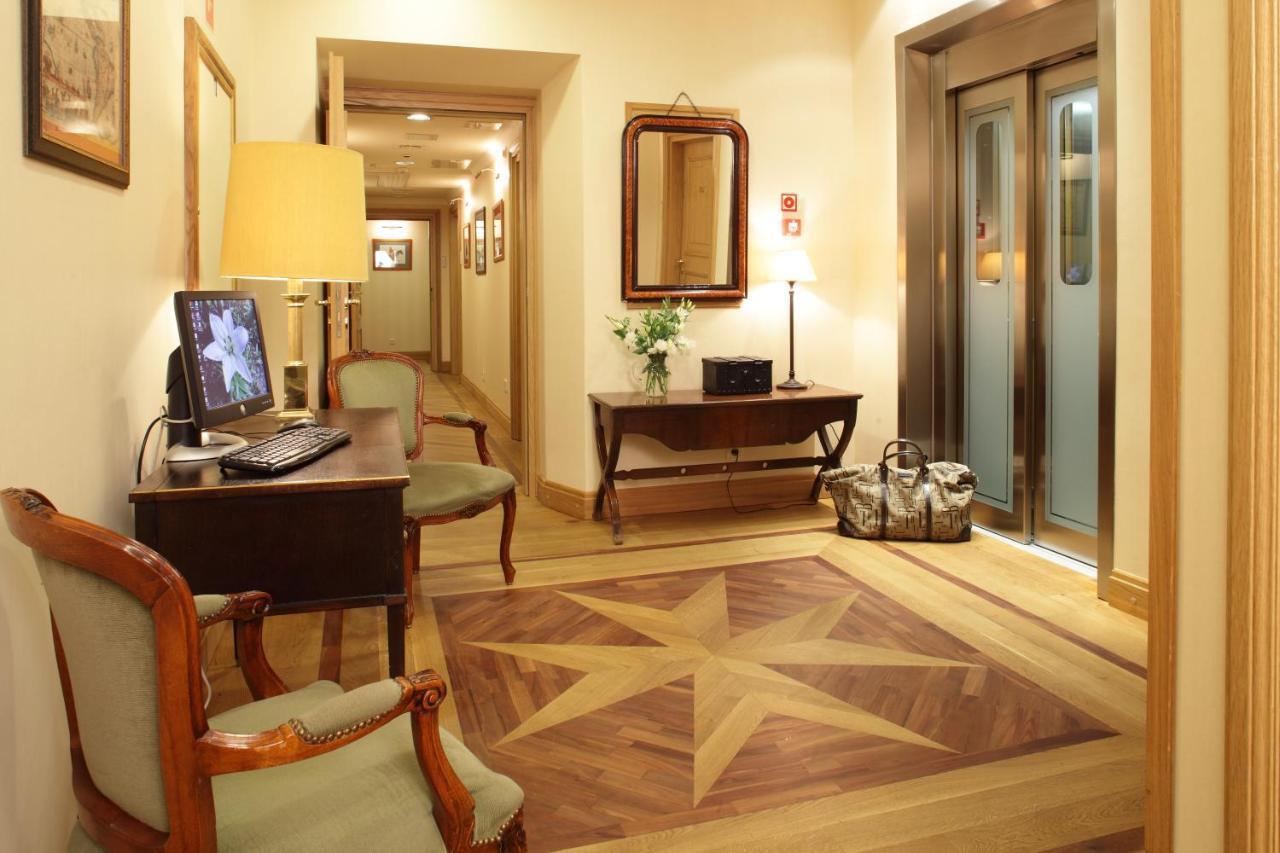 קרקוב Hotel Dwor Kosciuszko מראה חיצוני תמונה Interior of the hotel